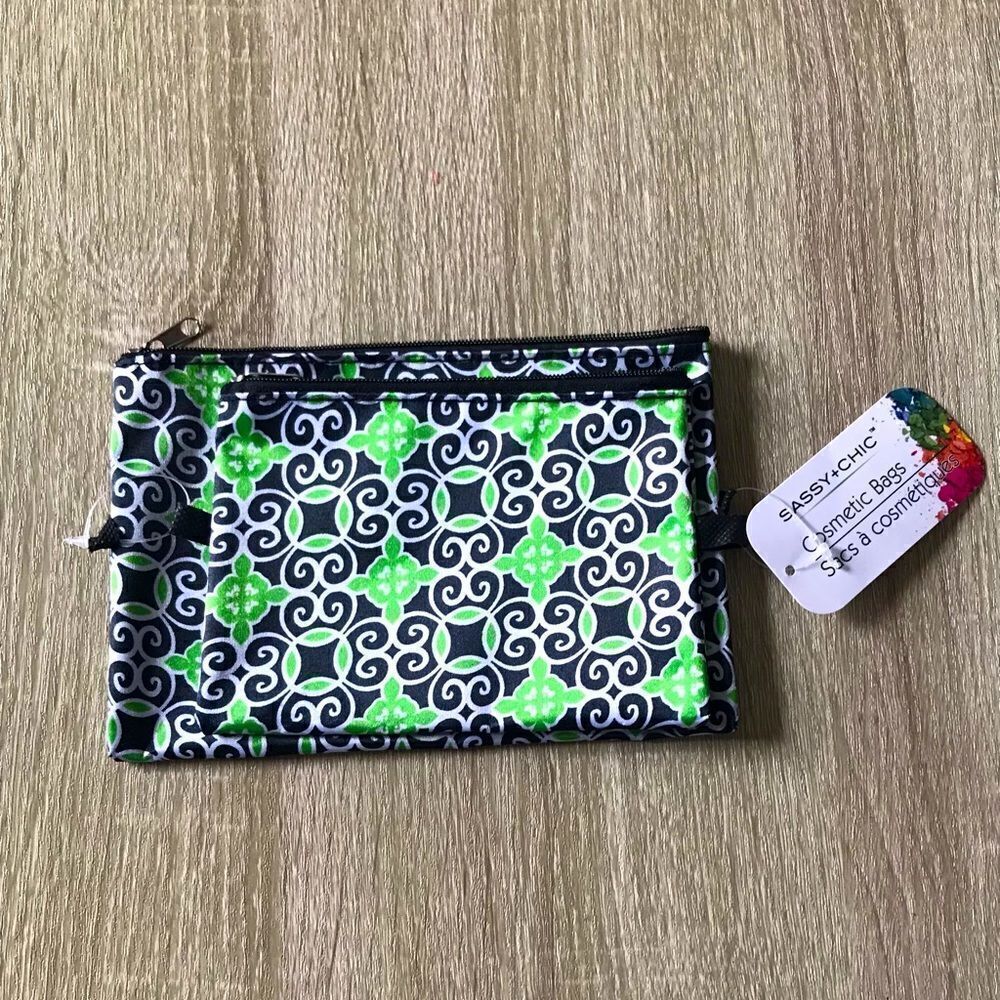 NWT … SASSY + CHIC “2 Piece” Cosmetic Bag Set